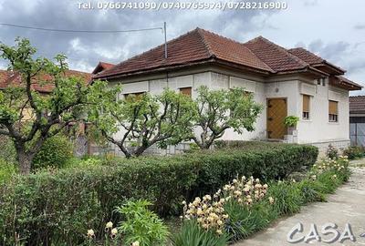 Casa 4 Camere + Teren (6500mp) si Anexe, Turcinesti - 1