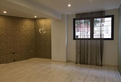 Apartament cu 2 camere decomandat, mobilat în Herăstrău