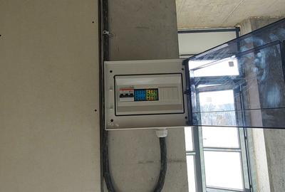 Spațiu comercial, de 90 mp, în Central - 3
