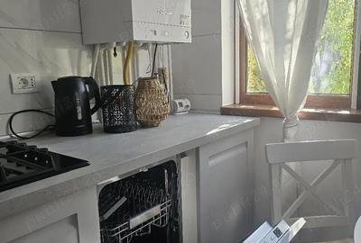 Apartament cu 3 camere semidecomandat în Țiglina 1 - 3