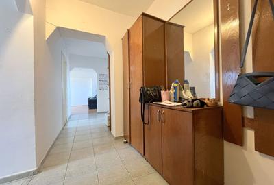 Apartament cu 4 camere decomandat în Complex Studențesc - 15