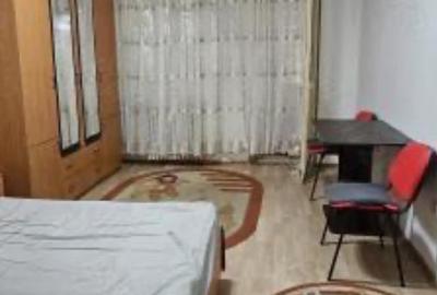 Garsonieră zona abator mobilată utilată 35 mp etaj 1/4 - 2