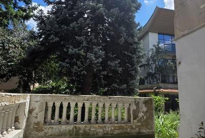 Casă cu 6 camere cu Canalizare în Domenii - 18