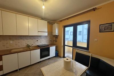 Apartament cu 3 camere decomandat, mobilat în Central - 9