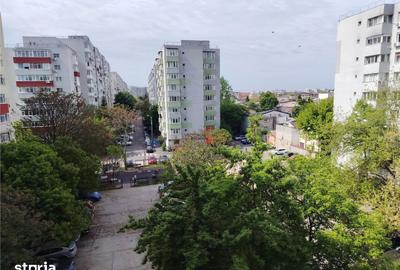Apartament cu 3 camere decomandat în Grivița - 2