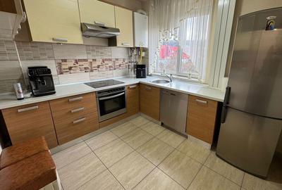 Apartament cu 4 camere decomandat în Viișoara - 7