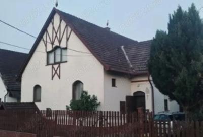 Casă cu 4 camere în Central - 6