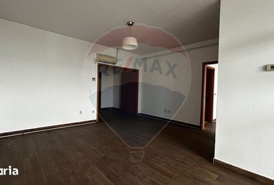 Spațiu comercial, de 74.85 mp, în Republicii - 13