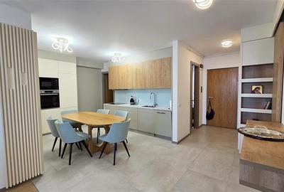 Apartament cu 3 camere decomandat în Central - 1