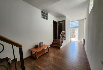 Gh Gr Cantacuzino - Mega Image et 1 in vila - 10