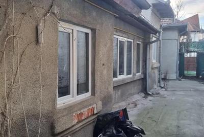 Vand casa situata in Pitesti, zona centrala - 11