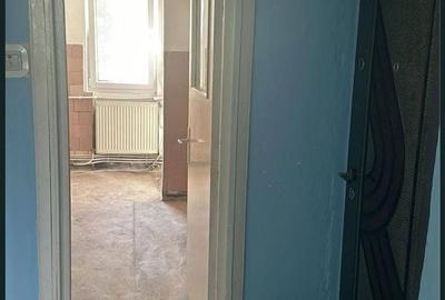 Apartament cu 3 camere decomandat în Central - 2