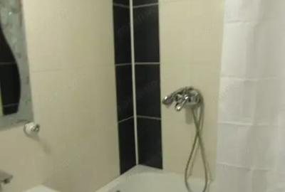 Apartament cu 2 camere decomandat în Calea București - 2