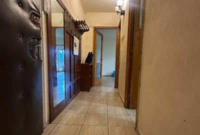 Apartament 3 camere, decomandat - zona Calea Bucuresti - 8
