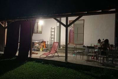 Casă cu 4 camere în Curtea de Argeș - 10