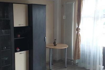 Apartament cu 2 camere semidecomandat în Central - 3