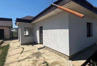 Casă cu 4 camere cu Teren 1070 Mp în Central - 16