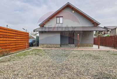 Casă individuală cu 3 camere în Găneasa