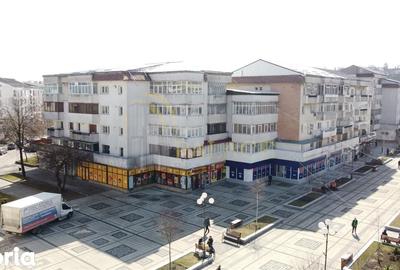 Spațiu comercial, de 121 mp, în Central - 6