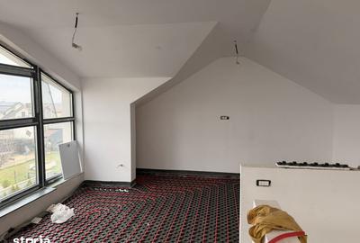 Casă cu 4 camere cu Teren 135 Mp în Berceni