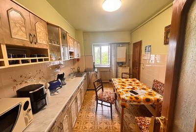 Apartament cu 4 camere decomandat, mobilat în Central - 3
