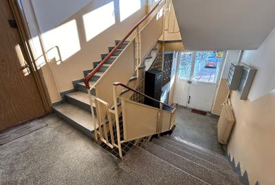 Apartament cu 3 camere semidecomandat, mobilat în 1 Decembrie 1918 - 18