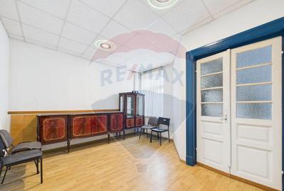 Spațiu comercial, de 130 mp, în Unirii - 16