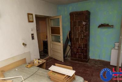 ID 6649 Teren cu casa - Zona CENTRALA - Strada Vlad ?epe? - 12