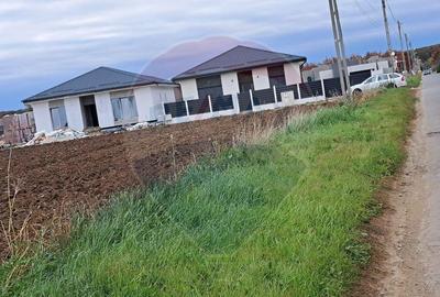 Teren de 19119 mp, în Ostratu - 11