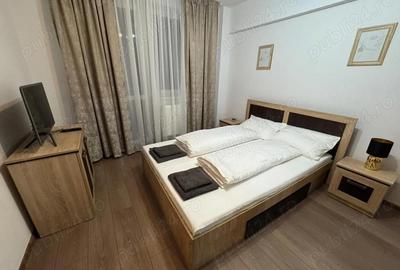 Apartament cu 3 camere semidecomandat în Central - 3