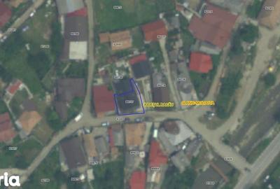 Casă cu 3 camere cu Teren 200 Mp în Central - 2