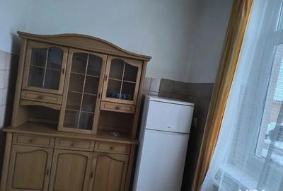 Inchiriez apartament- 2 camere - 2