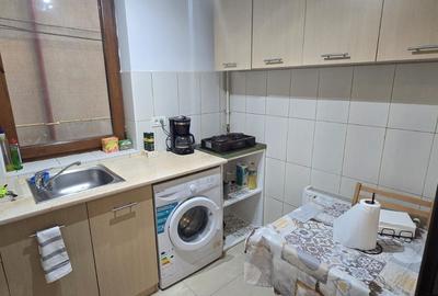 Delfinariu - ap. 2 camere, decomandat, complet mobilat - utilat, parter inalt - 7