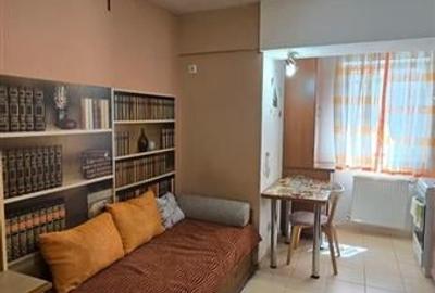 Vitan-Rin, garsonieră dublă, mobilată-utilată, loc parcare - 1