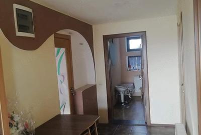 Casă cu Teren 500 Mp în Central - 2