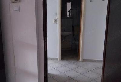 Garsonieră decomandată în Central - 5