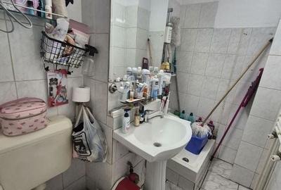 Ap decomandat 4 camere , 2 bau si 2 balcoane-zona Colentina bloc 1986 - 18