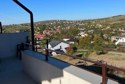 Apartament cu 3 camere în Bucium - 2