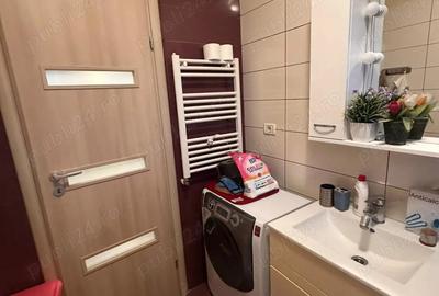Apartament cu 3 camere decomandat în Dobroești - 2