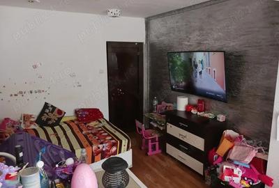 Apartament 4 camere parter micro 16(in spate la complex siret) - 3