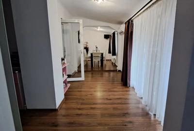 Apartament de vanzare - 4