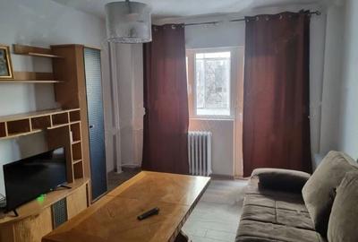 Apartament cu 2 camere decomandat, mobilat în Tineretului