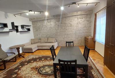 Apartament cu 3 camere decomandat în Central - 8