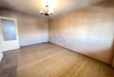 Vanzare Apartament 3 camere 2 bai, bloc din 1980 - Drumul Taberei - 12