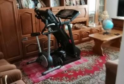 Apartament cu 4 camere decomandat în Găești - 4