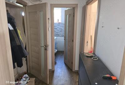 Vand apartament 2 camere decomandat etaj 4 - 4