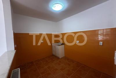 Garsonieră decomandată în Tilișca - 6