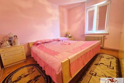 Apartament patru camere de vanzare in Cugir Apartament patru camere de vanzare in Cugir - 4