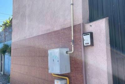 Casă cu 6 camere cu Teren 454 Mp în Central - 3