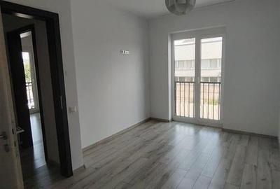 Apartament 3 camere balcon parcare zona Broscarie - 2